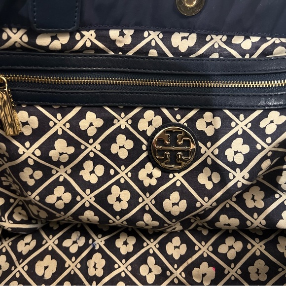 Tory Burch Tote - Picture 7 of 7